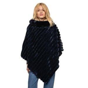 Chic Navy Blue Faux Fur Poncho Cozy Soft AJMC One Size
